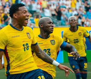 Jugadores de Ecuador celebrando el gol anotado ante Alemania.