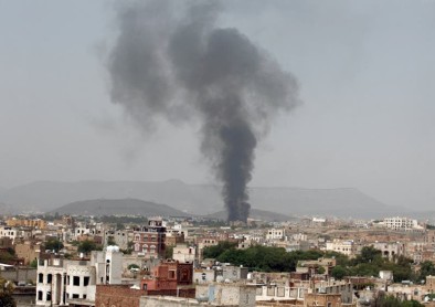 Ataque de Estado Islámico en Adén deja al menos 65 muertos