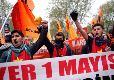 Primero de Mayo | El mundo marcha en defensa de los derechos laborales