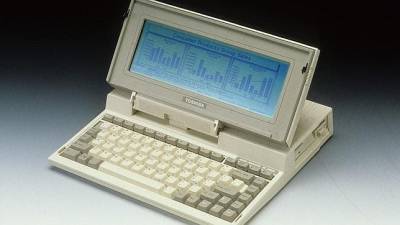 La primera computadora portátil cumple 30 años La primera computadora portátil cumple 30 años