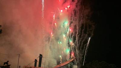 Gal&aacute;pagos: alcaldesa de Santa Cruz afirma que utiliz&oacute; material insonoro para los festejos de Fin de A&ntilde;o