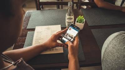 Cómo generar ingresos con sus fotos de Instagram Cómo generar ingresos con sus fotos de Instagram