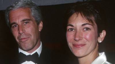 Maxwell y Epstein, la proxeneta y el multimillonario pedófilo que reclutaban niñas para participar en orgías Maxwell y Epstein, la proxeneta y el multimillonario pedófilo que reclutaban niñas para participar en orgías