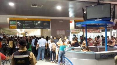 Algunos destinos est&aacute;n agotados en la Terminal Terrestre de Guayaquil