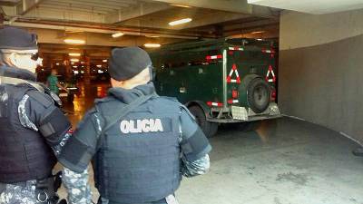 Un guardia result&oacute; herido en asalto a blindado en el City Mall