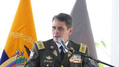 Fallo a favor del general Víctor Araus ordena su reintegro a la Policía Nacional. Fallo a favor del general Víctor Araus ordena su reintegro a la Policía Nacional.