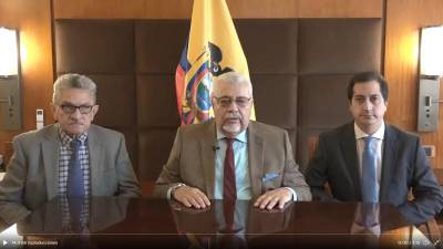 Pedro Álava: "Tratan de mancillar la honorabilidad de este Gobierno y de este Ministerio" Pedro Álava: "Tratan de mancillar la honorabilidad de este Gobierno y de este Ministerio"