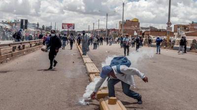 Al menos 12 personas han fallecido en un solo d&iacute;a por protestas en Per&uacute;