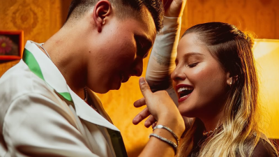 Alex Vizuete y Nikki Mackliff lanzan 'Marea', un tema playero que une el talento ecuatoriano Alex Vizuete y Nikki Mackliff lanzan 'Marea', un tema playero que une el talento ecuatoriano