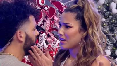 Alejandra Jaramillo responde ante supuesta química con el actor Adrián di Monte Alejandra Jaramillo responde ante supuesta química con el actor Adrián di Monte