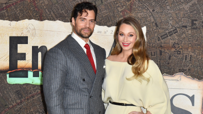 Así fue el primer paseo de Henry Cavill y Natalie Viscuso junto a su bebé Así fue el primer paseo de Henry Cavill y Natalie Viscuso junto a su bebé