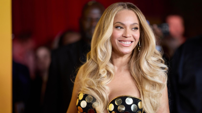 Beyoncé anuncia su nueva gira musical tras ganar su primer Grammy por 'Álbum del Año' Beyoncé anuncia su nueva gira musical tras ganar su primer Grammy por 'Álbum del Año'