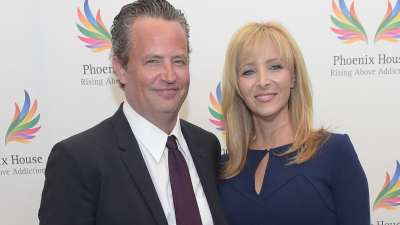Lisa Kudrow descubrió una carta que le escribió Matthew Perry hace 20 años Lisa Kudrow descubrió una carta que le escribió Matthew Perry hace 20 años
