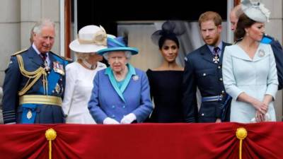 El complot del príncipe Carlos y William para apurar la salida de Andrés y Harry de la realeza británica El complot del príncipe Carlos y William para apurar la salida de Andrés y Harry de la realeza británica