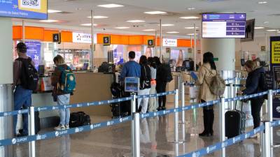 Ecuador inaugura primer punto en Latinoamérica de Red Atenas contra documentos falsos de viaje Ecuador inaugura primer punto en Latinoamérica de Red Atenas contra documentos falsos de viaje