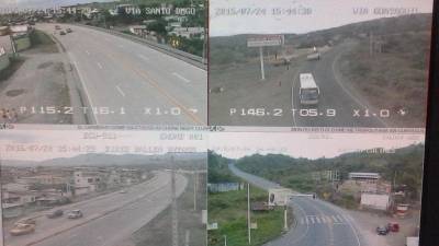 Al menos 28 heridos al volcarse un bus en Manab&iacute;