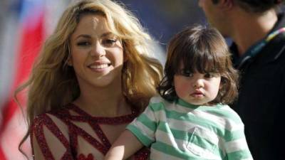 El hijo de Piqu&eacute; y Shakira, internado en una cl&iacute;nica