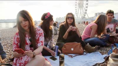 Laventurera, la emigraci&oacute;n de j&oacute;venes espa&ntilde;oles salta a la pantalla grande