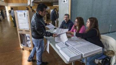 Balotaje dispara participación de ecuatorianos en España Balotaje dispara participación de ecuatorianos en España