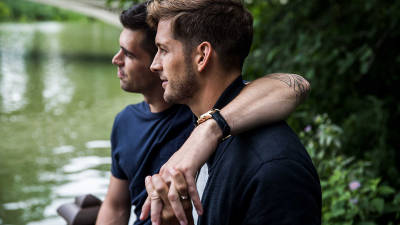 Tiffany & Co lanza anillos de compromiso para parejas gay Tiffany & Co lanza anillos de compromiso para parejas gay