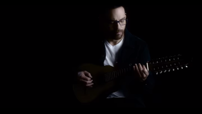 Juan Fernando Velasco lanza un nuevo sencillo Juan Fernando Velasco lanza un nuevo sencillo