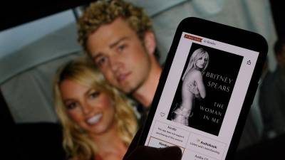 "The Woman in me" el libro con el que Britney Spears cuenta su verdad "The Woman in me" el libro con el que Britney Spears cuenta su verdad