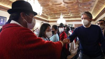 Gobierno busca seguir diálogo con Conaie: hay 11 puntos de acuerdo y 5 discrepancias Gobierno busca seguir diálogo con Conaie: hay 11 puntos de acuerdo y 5 discrepancias