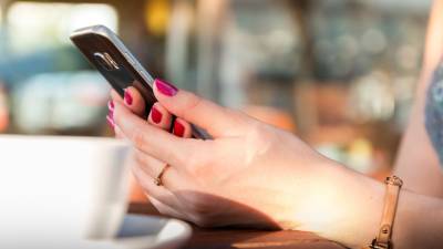 ¿Cómo pueden hackear tu smartphone y cómo evitarlo? ¿Cómo pueden hackear tu smartphone y cómo evitarlo?