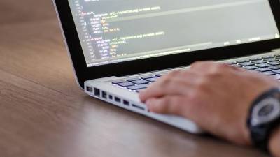 Universitarios aprovechan nuevas tecnolog&iacute;as para mejorar su experiencia profesional