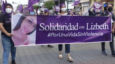 Exigen justicia para Lizbeth Bonilla, joven que sobrevivió a violento ataque machista Exigen justicia para Lizbeth Bonilla, joven que sobrevivió a violento ataque machista