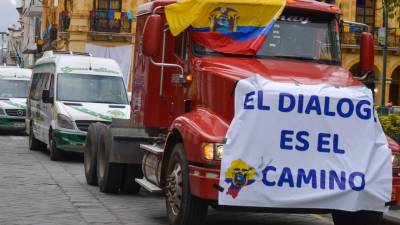 Llamado "desesperado" de los médicos para que inicie el diálogo en Ecuador Llamado "desesperado" de los médicos para que inicie el diálogo en Ecuador