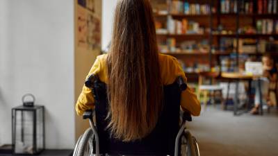 Niña quedó tetrapléjica tras operación en Quito: Fiscalía formuló cargos contra el médico por el delito de lesiones Niña quedó tetrapléjica tras operación en Quito: Fiscalía formuló cargos contra el médico por el delito de lesiones
