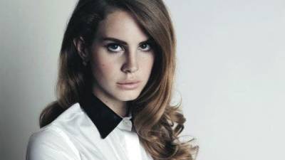 Lana del Rey busca recuperar el &eacute;xito con &amp;quot;Honeymoon&amp;quot;