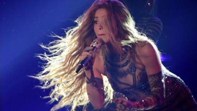 Shakira admite que hizo fraude en España: tuvo que pactar una multa millonaria para evitar la cárcel Shakira admite que hizo fraude en España: tuvo que pactar una multa millonaria para evitar la cárcel