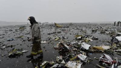 Mueren 62 personas al estrellarse un avi&oacute;n en Rusia