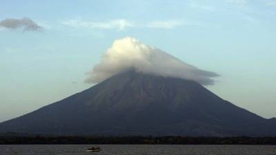 Nicaragua reporta más de 60 pequeñas explosiones en el volcán Concepción Nicaragua reporta más de 60 pequeñas explosiones en el volcán Concepción