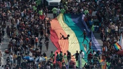 Río de Janeiro alza su voz en favor de derechos LGBT en desfile del Orgullo Río de Janeiro alza su voz en favor de derechos LGBT en desfile del Orgullo