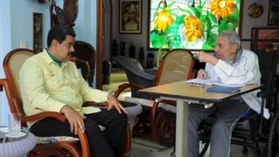 Fidel Castro se re&uacute;ne con Maduro previo a visita de Obama