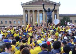 Cientos de hinchas ecuatorianos se congregaron en el tradicional banderazo de apoyo a la Selección Ecuatoriana de Fútbol, que participa en el Mundial de Estados Unidos 2026, en la ciudad de Filadelfia, estado de Pensilvania.