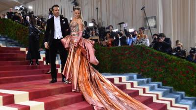 Nueva York exhibió a las estrellas mundiales, en su gran cita de la moda, la Met Gala 2022 Nueva York exhibió a las estrellas mundiales, en su gran cita de la moda, la Met Gala 2022