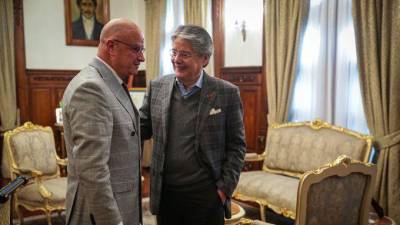 Alfredo Borrero se dirige a Guillermo Lasso para aclarar rumor sobre renuncia a la Vicepresidencia Alfredo Borrero se dirige a Guillermo Lasso para aclarar rumor sobre renuncia a la Vicepresidencia