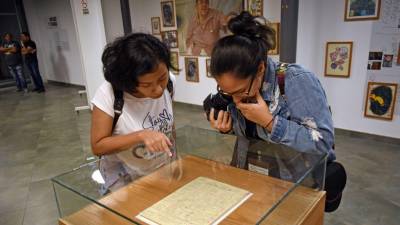 En Ecuador se lee un libro completo al año y se escucha reguetón, según la Encuesta de Hábitos, Prácticas y Consumos Culturales En Ecuador se lee un libro completo al año y se escucha reguetón, según la Encuesta de Hábitos, Prácticas y Consumos Culturales