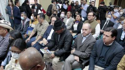 Inicia diálogo en Ecuador entre Gobierno e indígenas en medio de reclamos Inicia diálogo en Ecuador entre Gobierno e indígenas en medio de reclamos
