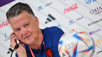Van Gaal cree que Países Bajos tendrá un partido "más difícil" ante Ecuador Van Gaal cree que Países Bajos tendrá un partido "más difícil" ante Ecuador