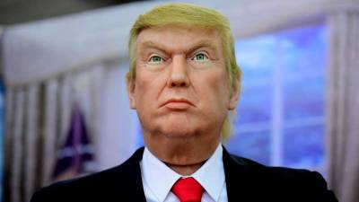 Trump desvía la atención con teorías conspiratorias Trump desvía la atención con teorías conspiratorias