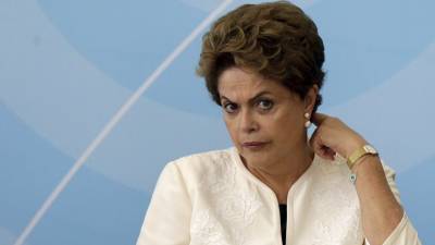 Gobierno salda deudas que justifican juicio contra Rousseff Gobierno salda deudas que justifican juicio contra Rousseff