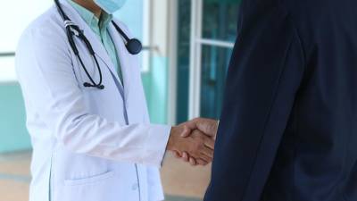 Anuncian vacantes con una remuneraci&oacute;n de $2.641 en el Ministerio de Salud: &iquest;qui&eacute;nes pueden aplicar?