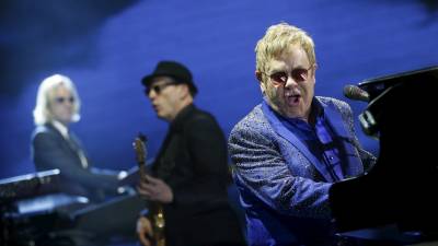 Elton John considera &amp;quot;vergonzosos&amp;quot; los precios de reventa para sus conciertos