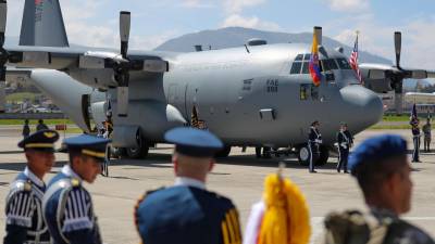 Ecuador recibe avi&oacute;n militar H&eacute;rcules C-130H donado por Estados Unidos