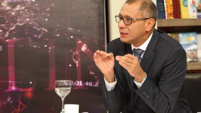 Vicepresidente Glas se acoge a licencia hasta el 30 de marzo Vicepresidente Glas se acoge a licencia hasta el 30 de marzo